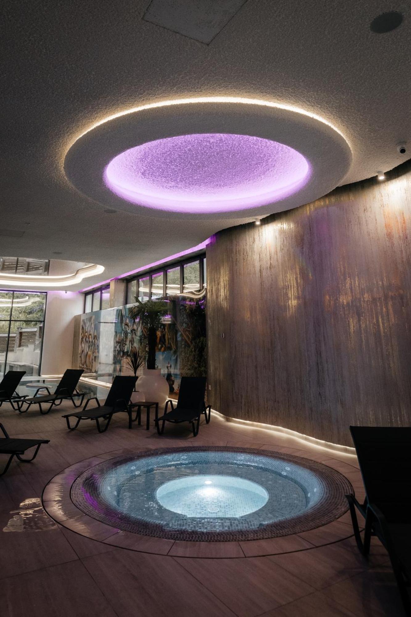 Hotel Ivascu Moisei Εξωτερικό φωτογραφία